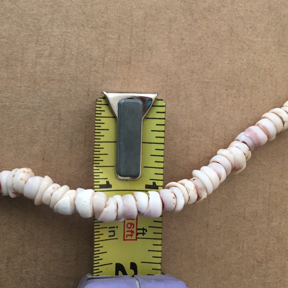 18 inchesVintage old Pooka Puka shell necklace - Picture 3 of 3